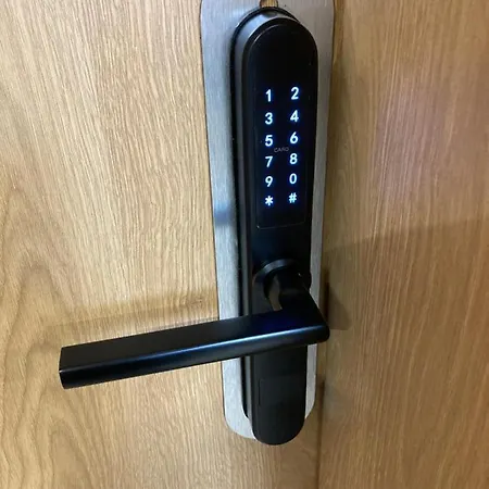 Port19 アパート *